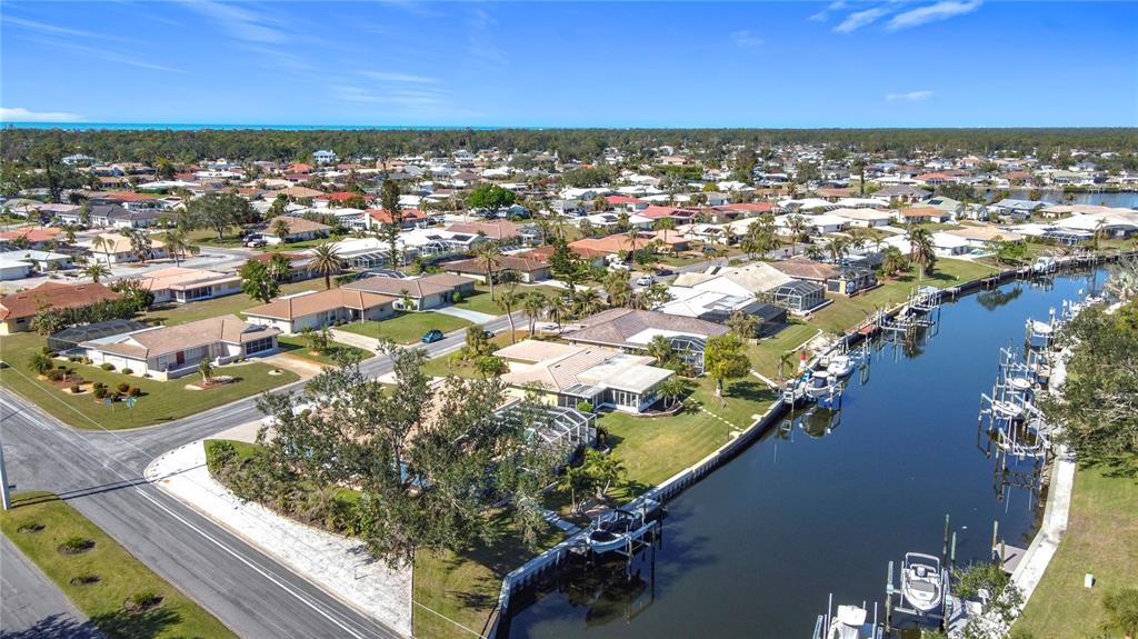 4 Windsor Drive Englewood, FL 34223 - Photo 9 of 61