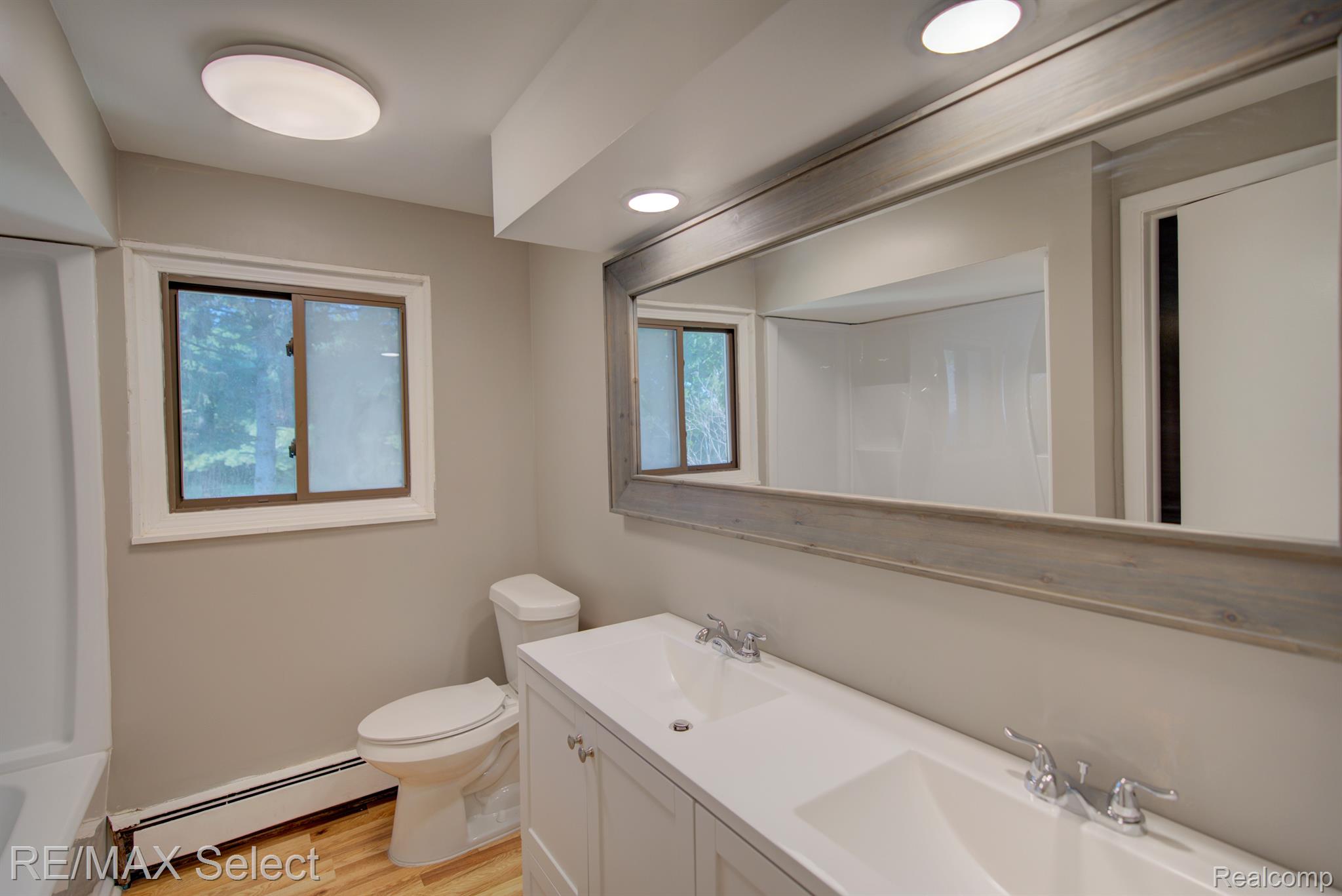7120 Beecher Road Flushing, MI 48433 - Photo 12 of 27 Gallery Image 12