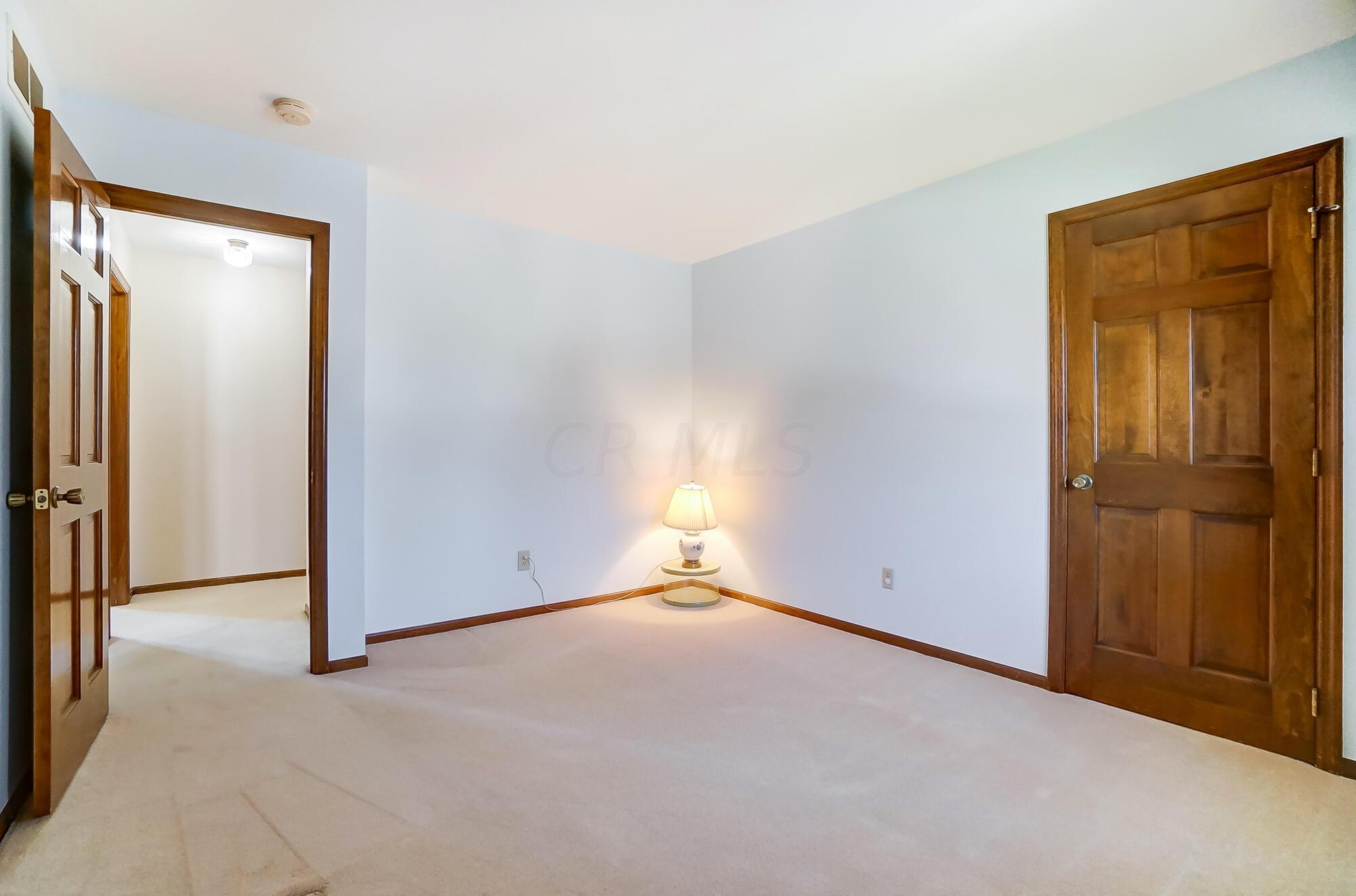 2221 Sandover Road Columbus, OH 43220 - Photo 52 of 79 056