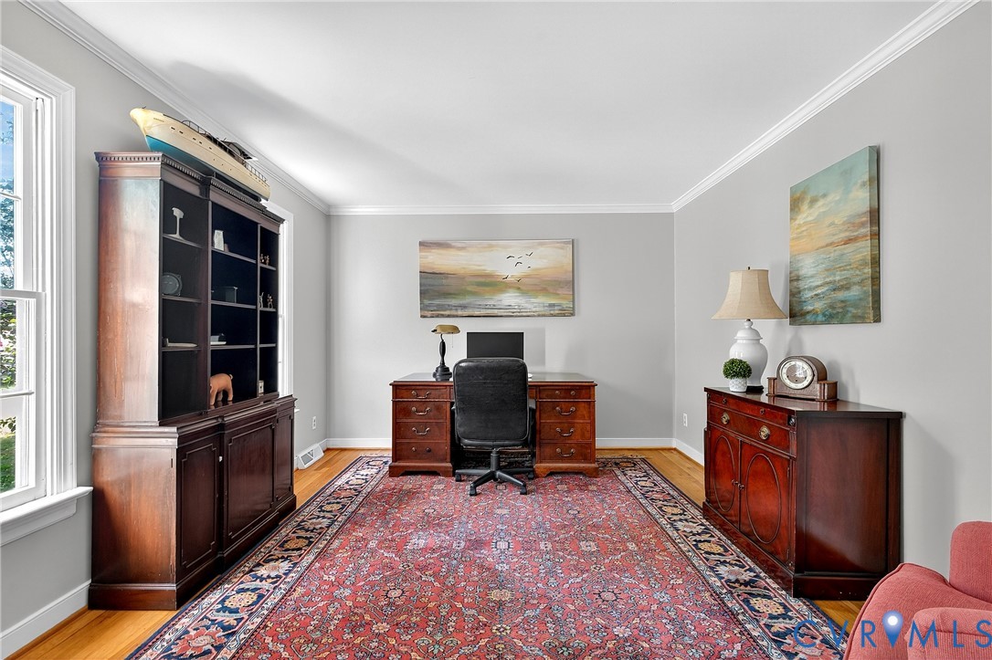 12831 Ashtree Road Midlothian, VA 23114 - Photo 21 of 45 a workspace with furniture and window