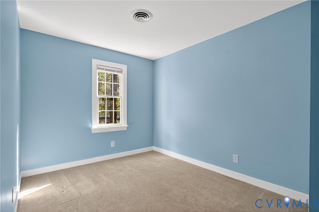 12831 Ashtree Road Midlothian, VA 23114 - Photo 34 of 45 an empty room with a window