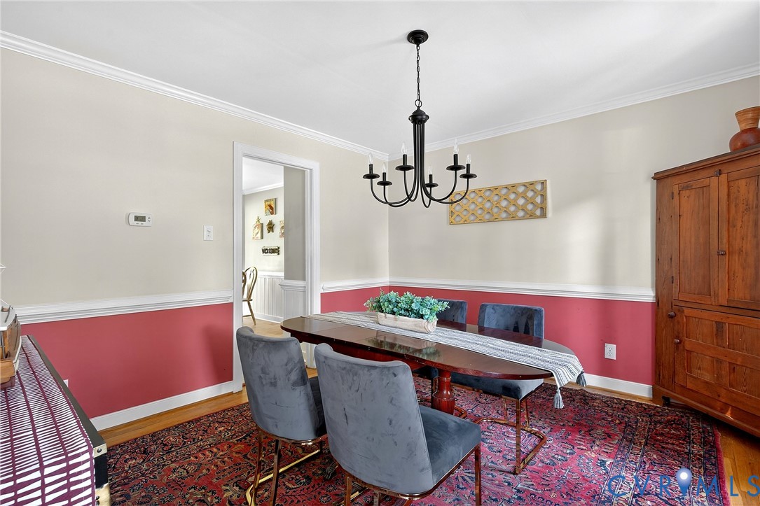 12831 Ashtree Road Midlothian, VA 23114 - Photo 5 of 45 a living room with furniture