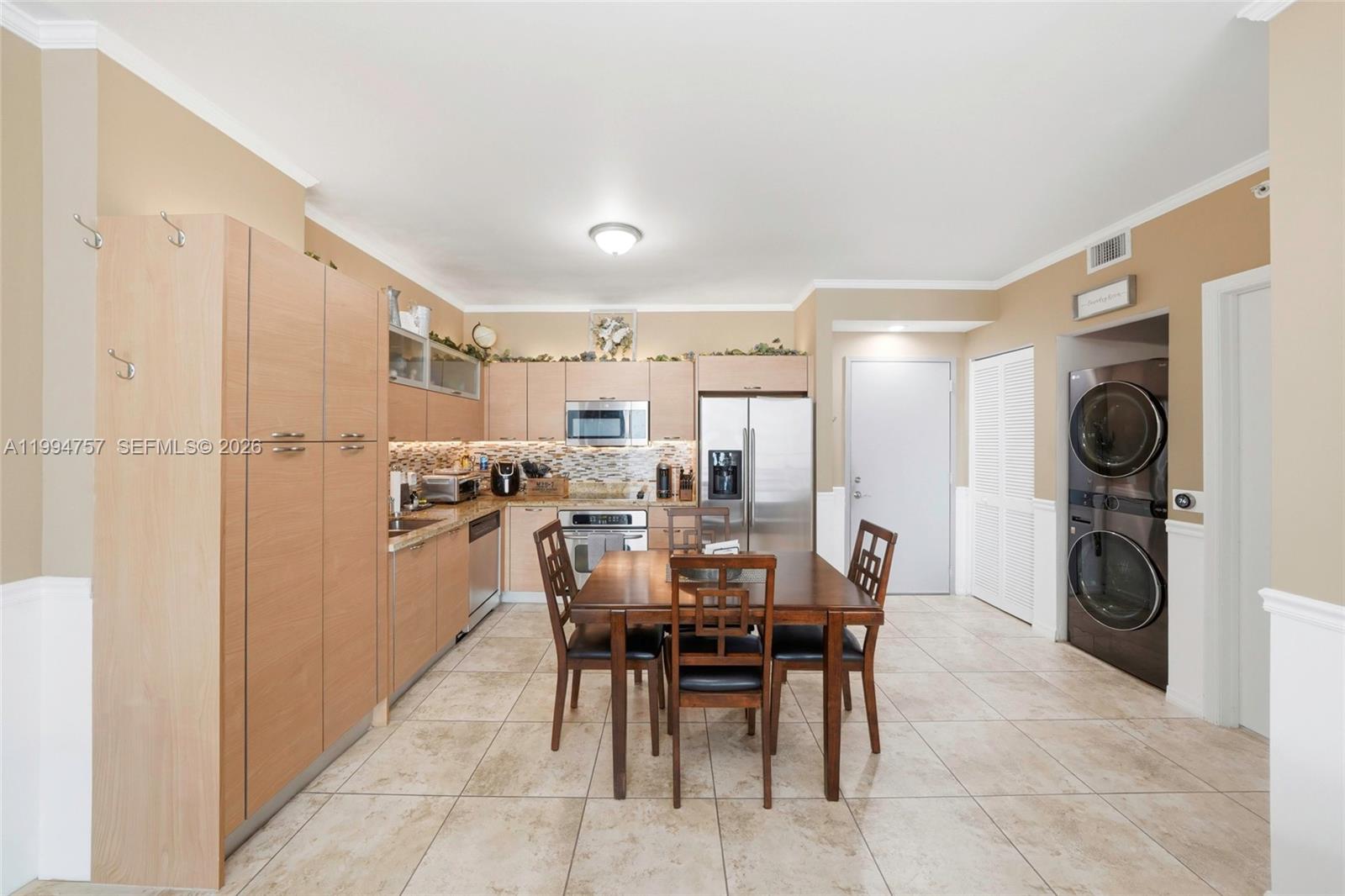 3180 Southwest 22nd Terrace, Unit 804 Miami, FL 33145 - Photo 21 of 35