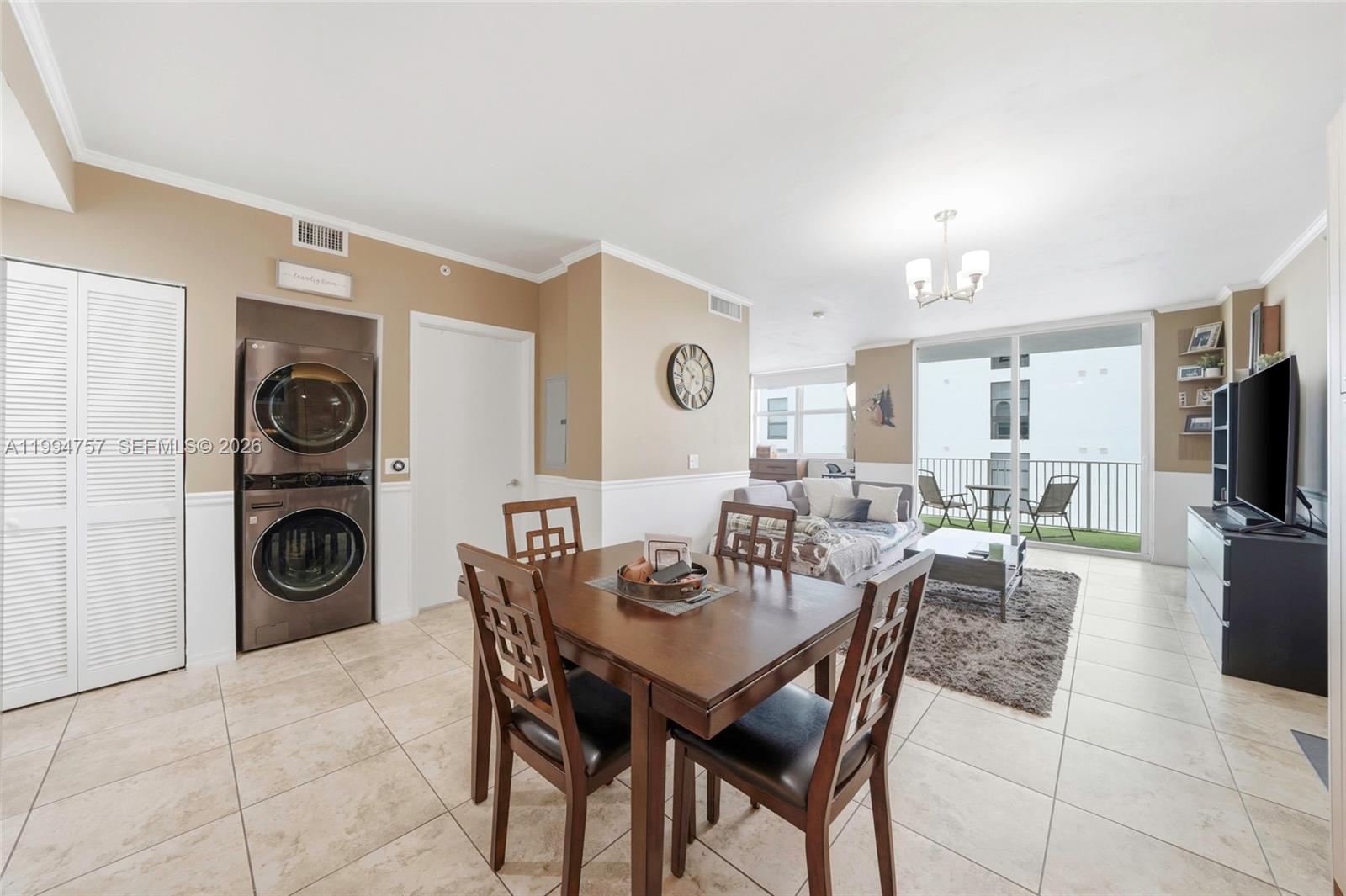 3180 Southwest 22nd Terrace, Unit 804 Miami, FL 33145 - Photo 22 of 35