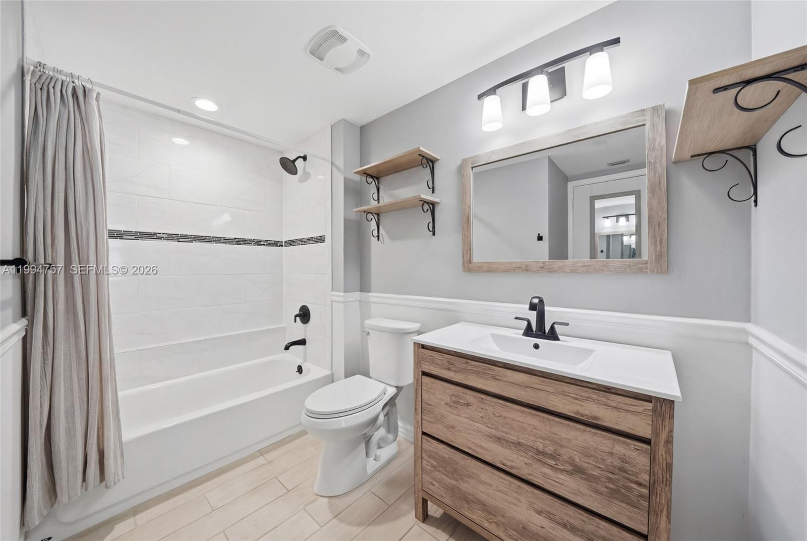 3180 Southwest 22nd Terrace, Unit 804 Miami, FL 33145 - Photo 33 of 35