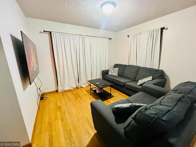 $279,900 | 1149 5th Street East, St. Paul, MN 55106