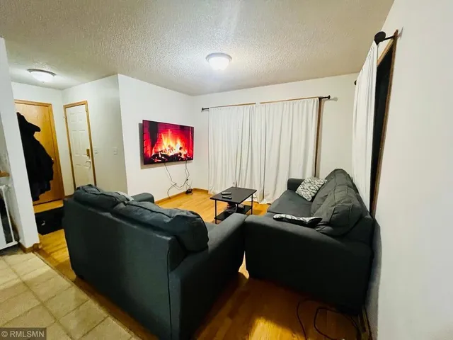 $279,900 | 1149 5th Street East, St. Paul, MN 55106