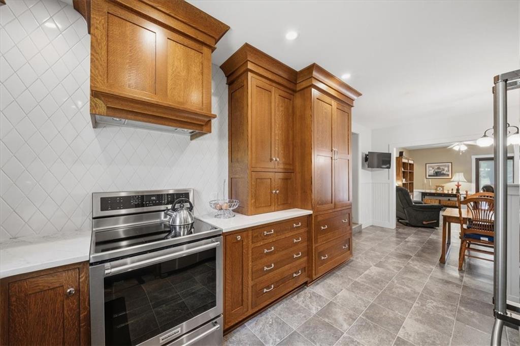 147 Bryson Road Gibsonia, PA 15044 - Photo 9 of 48 Gallery Image 9