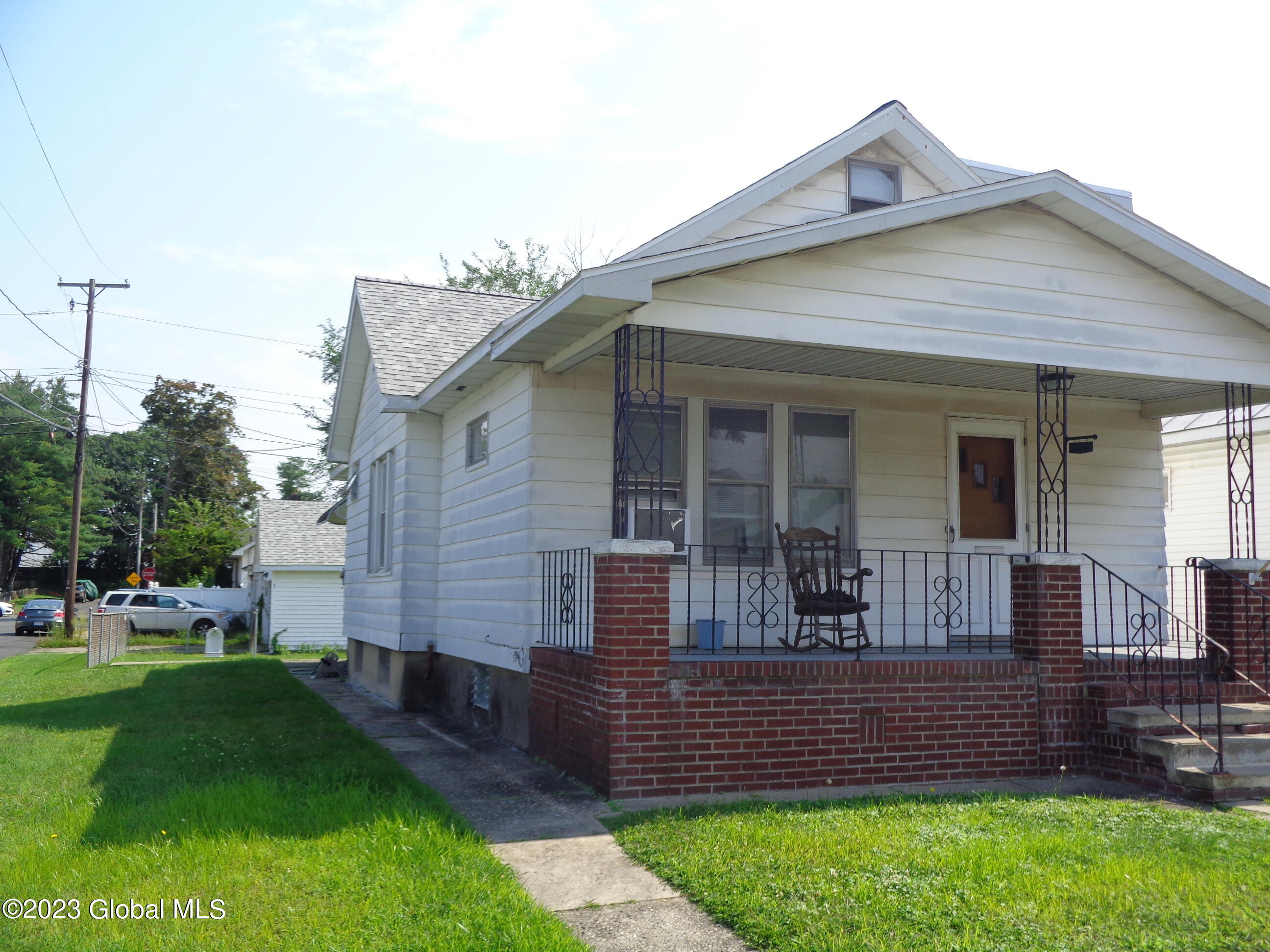 1601 Rutgers Street Schenectady, NY 12303 - Photo 1 of 11 front of house