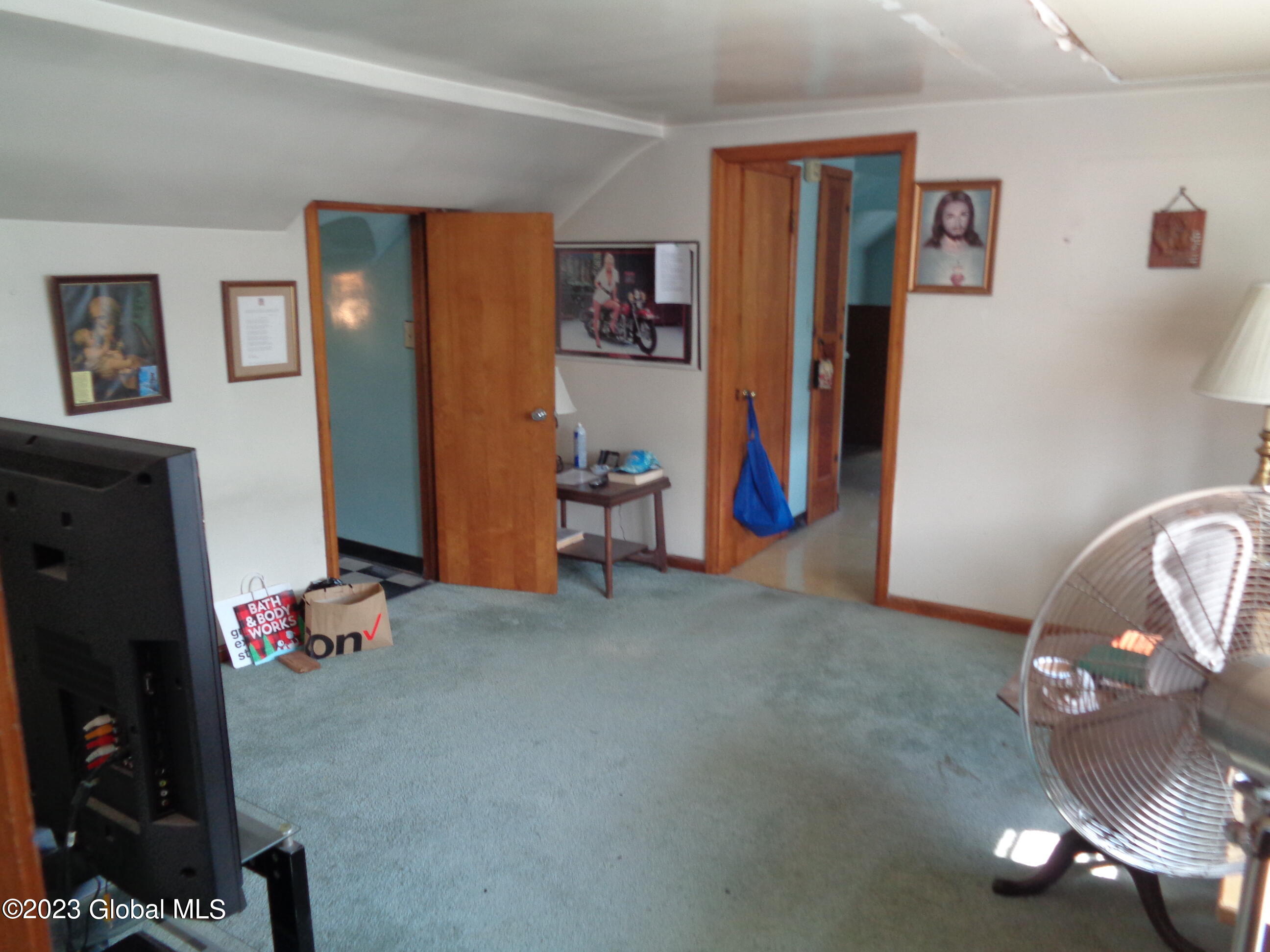 1601 Rutgers Street Schenectady, NY 12303 - Photo 5 of 11 DSC02216