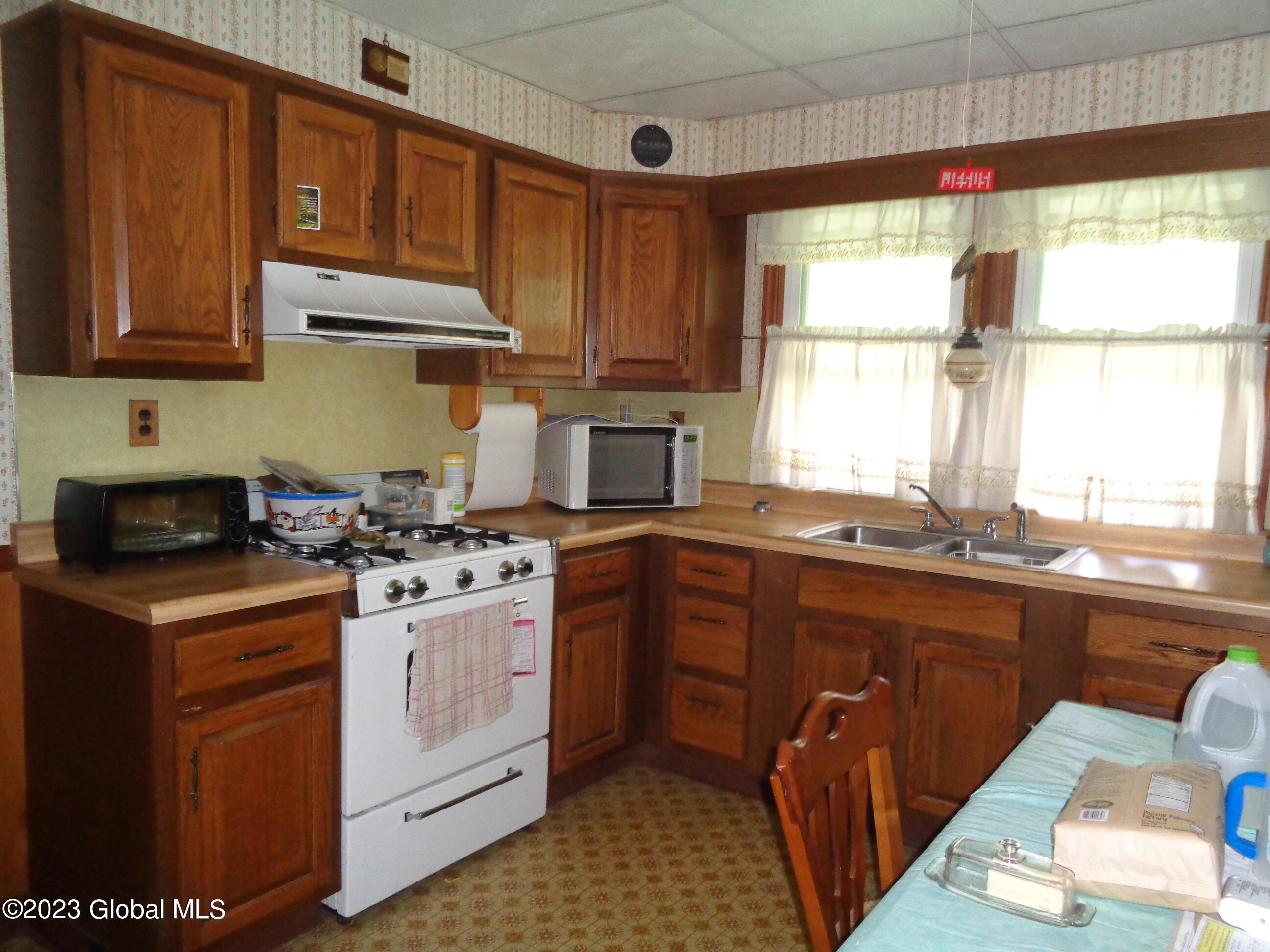 1601 Rutgers Street Schenectady, NY 12303 - Photo 7 of 11 DSC02218