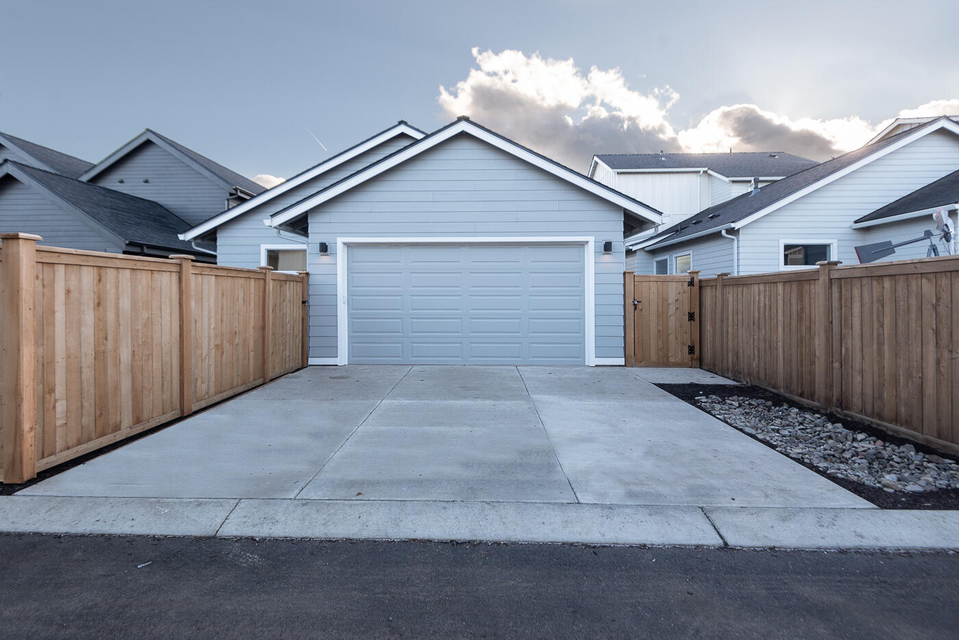 20510 Murphy Road, Unit LOT 43 Bend, OR 97702 - Photo 29 of 34 Alley Garage