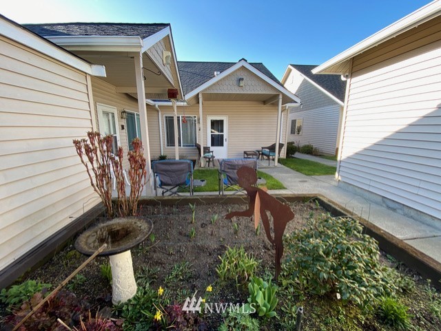 323 North Laventure Road, Unit A Mount Vernon, WA 98273 - Photo 2 of 13 Gallery Image 2