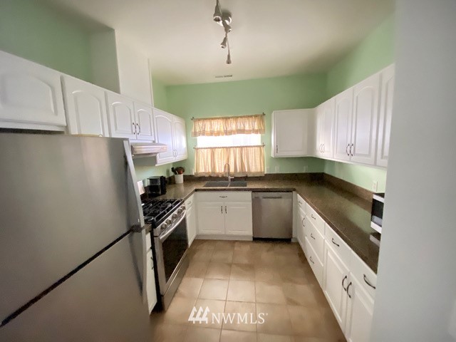 323 North Laventure Road, Unit A Mount Vernon, WA 98273 - Photo 4 of 13 Gallery Image 4