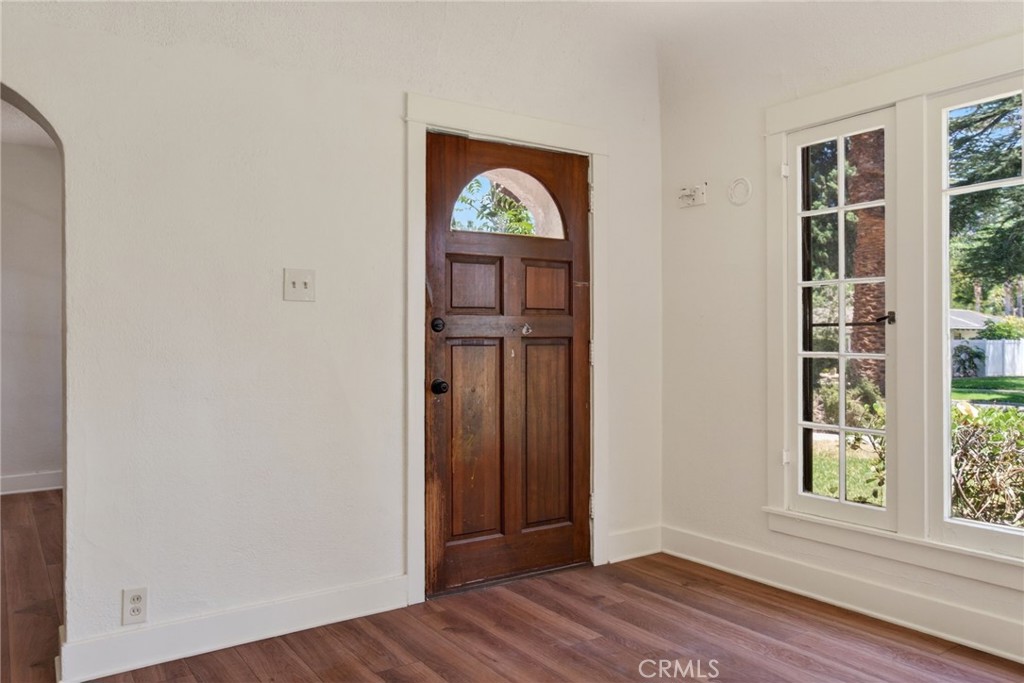 3956 Beechwood Place Riverside, CA 92506 - Photo 6 of 31