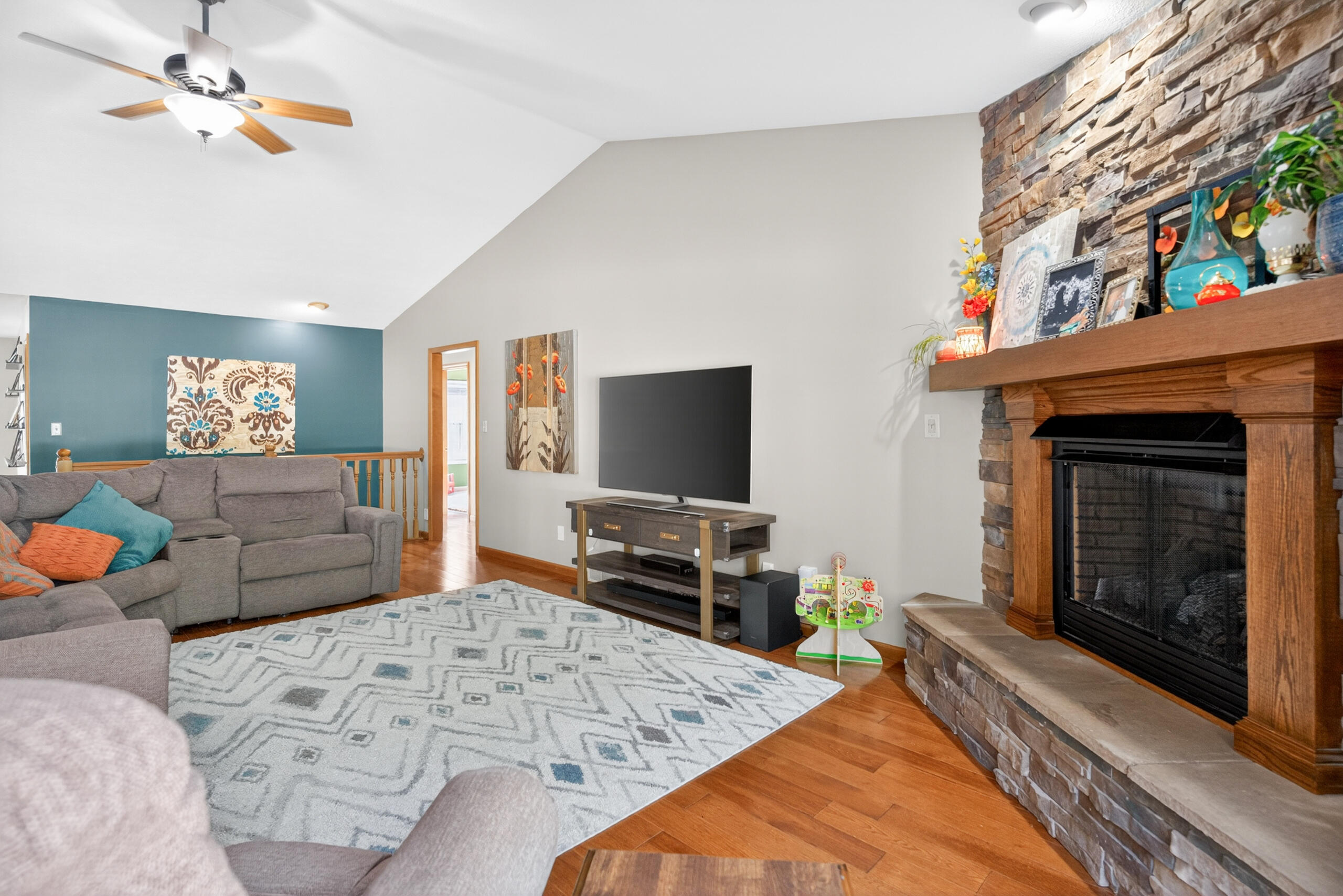 570 East Hoewisher Road Sidney, OH 45365 - Photo 6 of 51 570 E Hoewisher Sidney-10