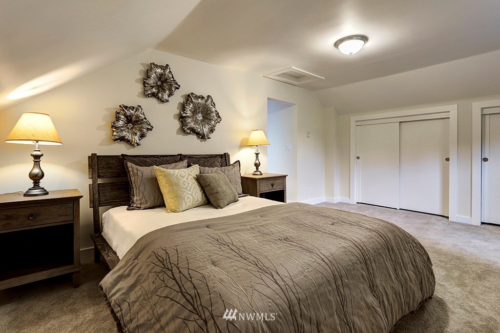24310 19th Avenue Southeast Bothell, WA 98021 - Photo 14 of 20