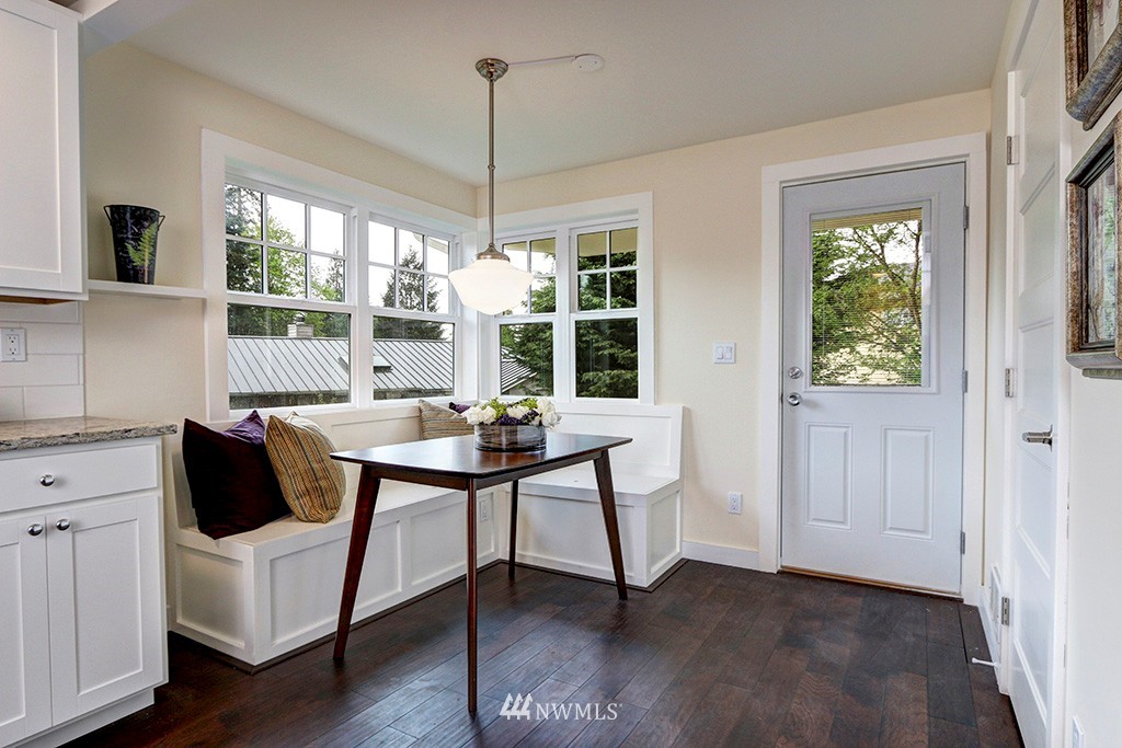 24310 19th Avenue Southeast Bothell, WA 98021 - Photo 5 of 20