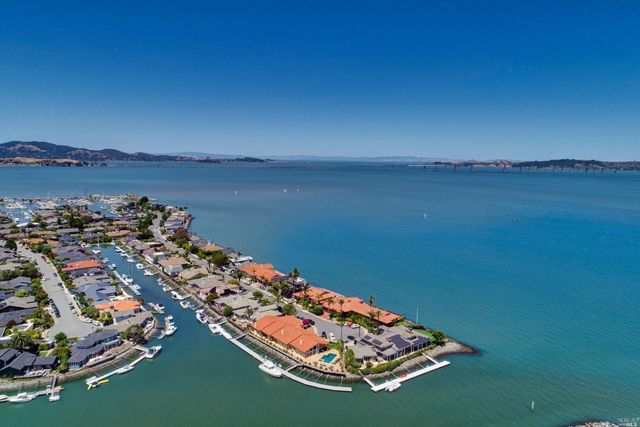 $5,877,000 | 79 St Thomas Way, Tiburon, CA 94920