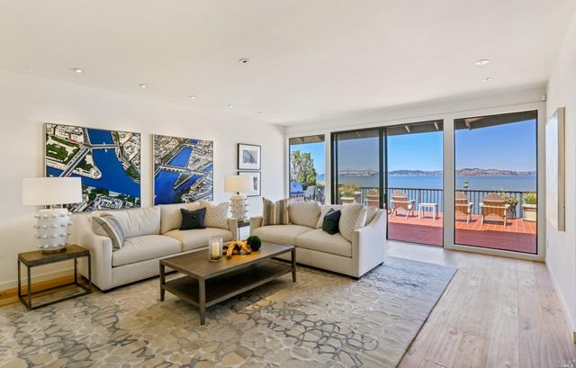 $5,877,000 | 79 St Thomas Way, Tiburon, CA 94920