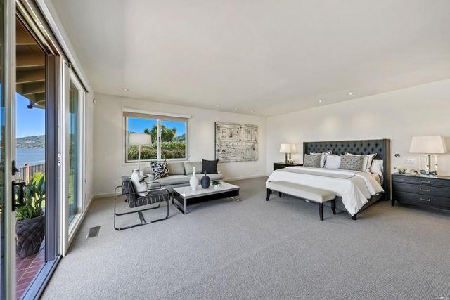 $5,877,000 | 79 St Thomas Way, Tiburon, CA 94920