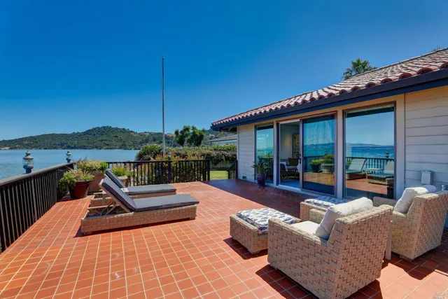 $6,477,000 | 79 St Thomas Way, Tiburon, CA 94920