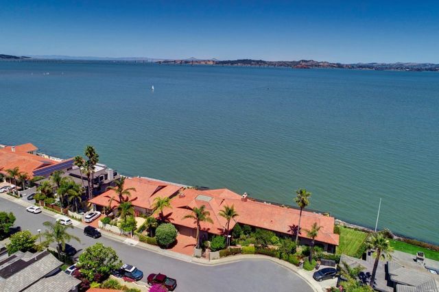 $5,877,000 | 79 St Thomas Way, Tiburon, CA 94920