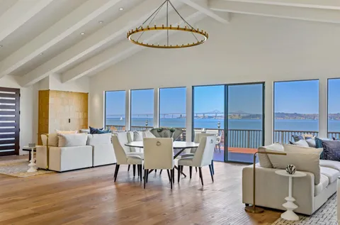 $5,877,000 | 79 St Thomas Way, Tiburon, CA 94920