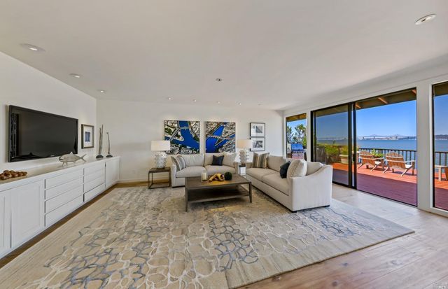 $5,877,000 | 79 St Thomas Way, Tiburon, CA 94920