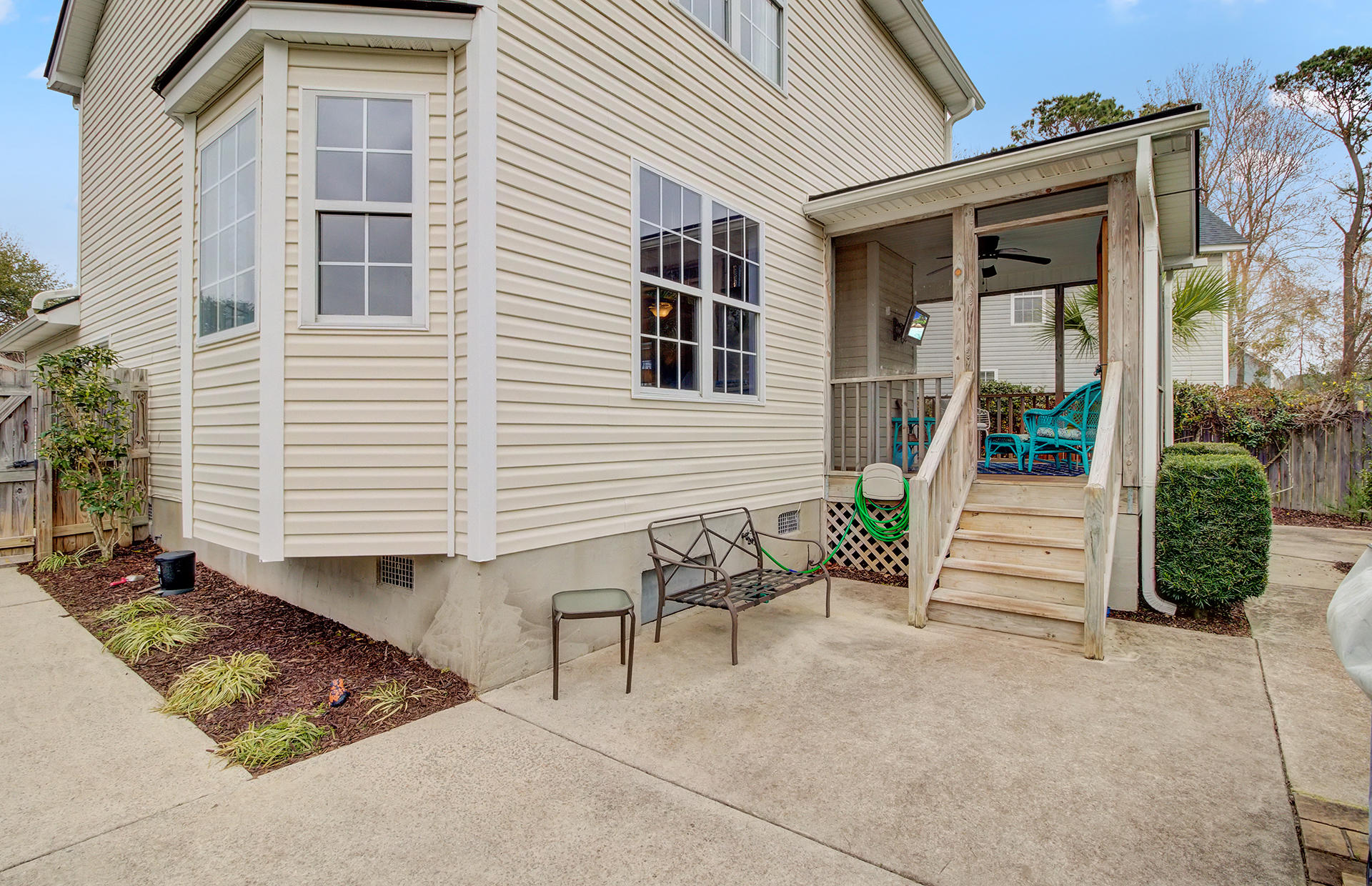 747 Shell Sand Road Charleston, SC 29412 - Photo 26 of 36 Patio for Grilling