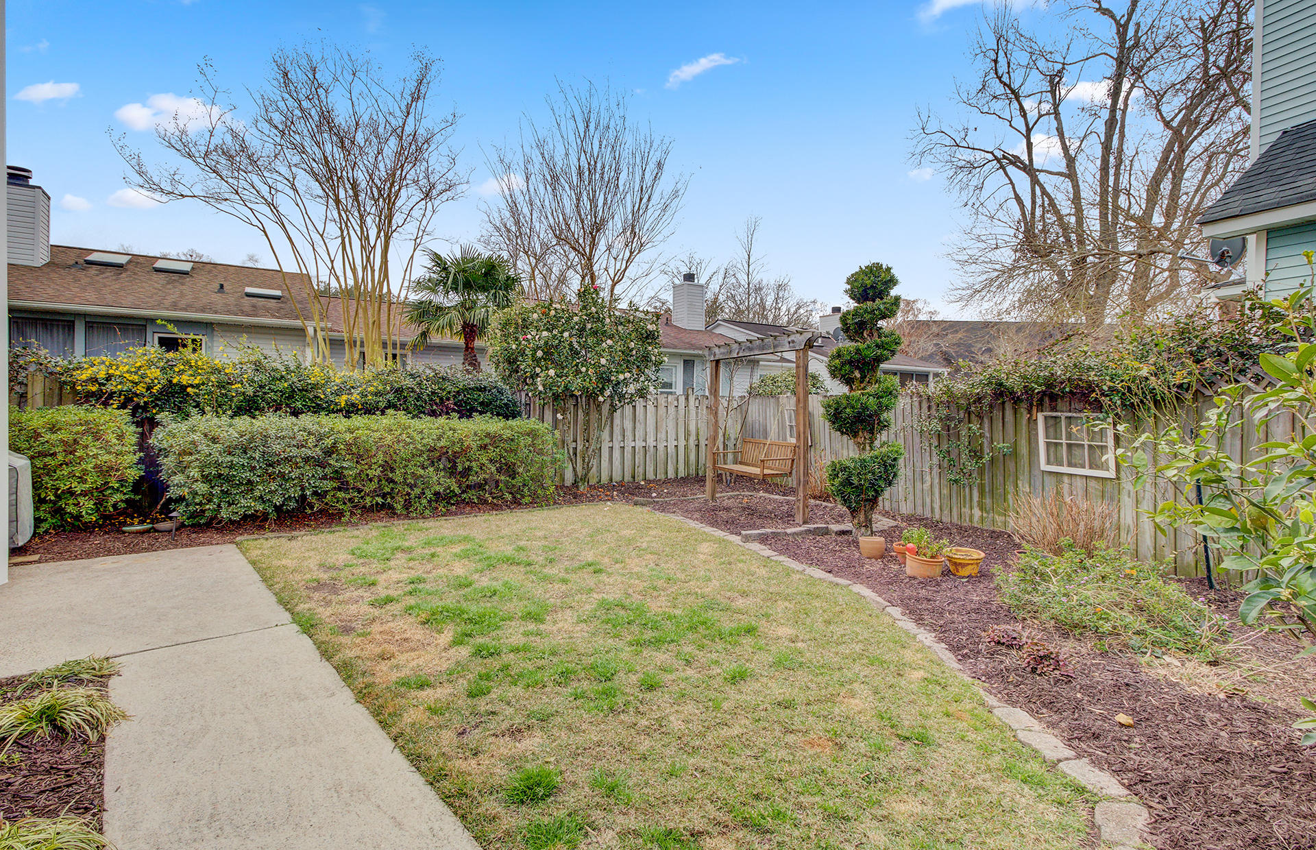 747 Shell Sand Road Charleston, SC 29412 - Photo 27 of 36 Fenced Yard