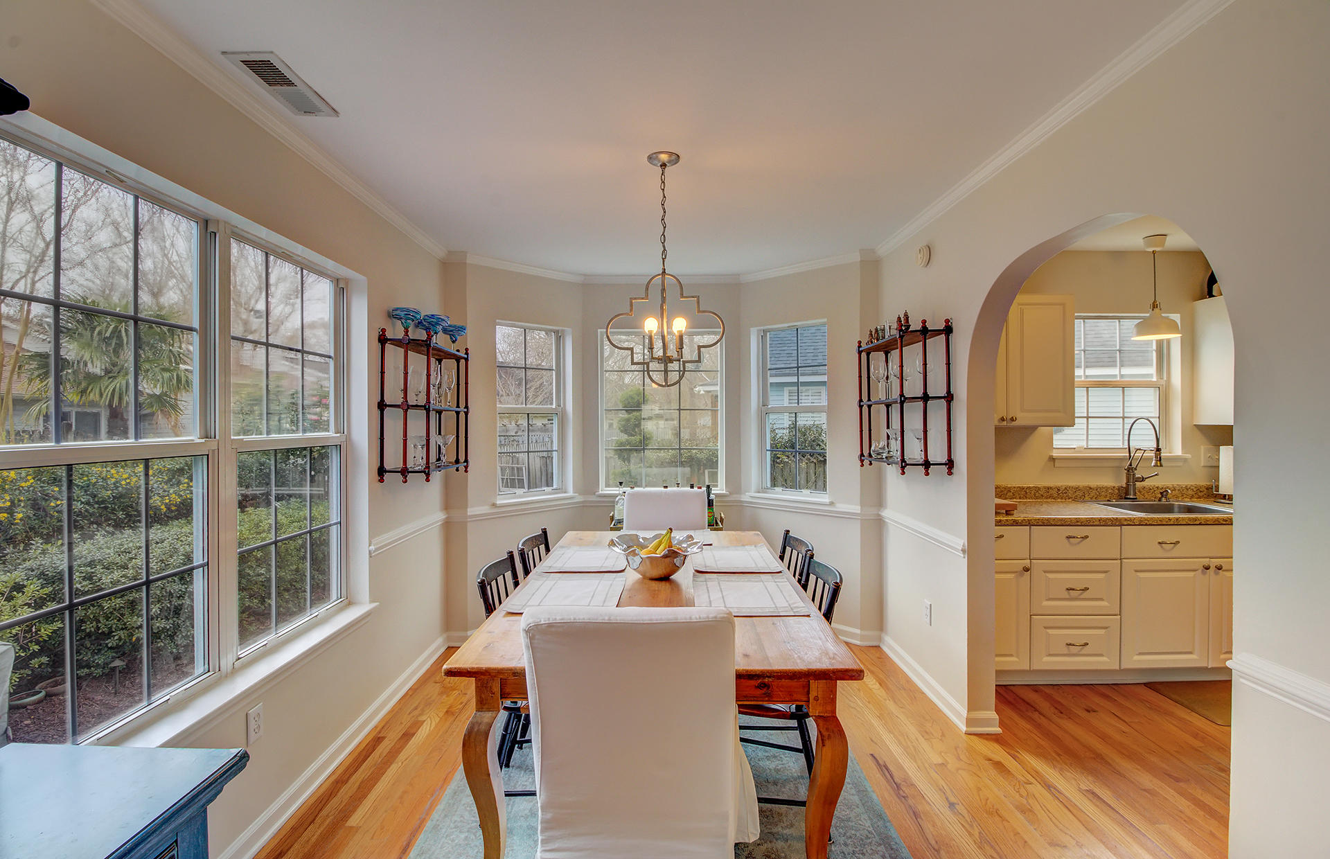 747 Shell Sand Road Charleston, SC 29412 - Photo 8 of 36 Dining area