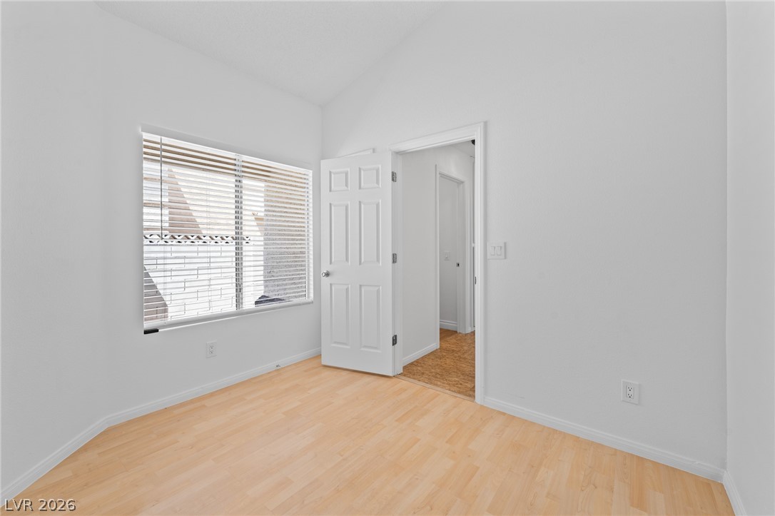 1925 Falcon Ridge Street Las Vegas, NV 89142 - Photo 21 of 31