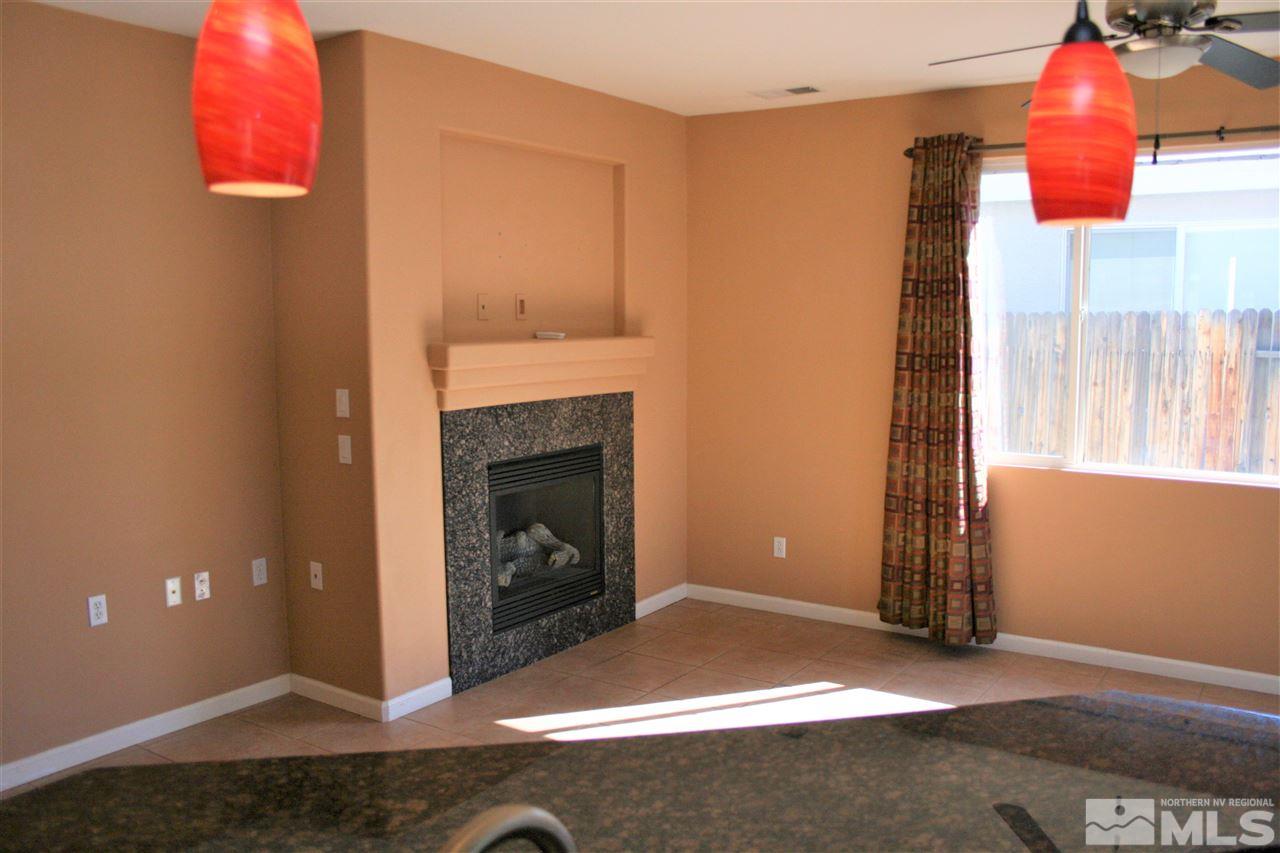 10442 Chadwell Drive Reno, NV 89521 - Photo 5 of 23 Photo 5