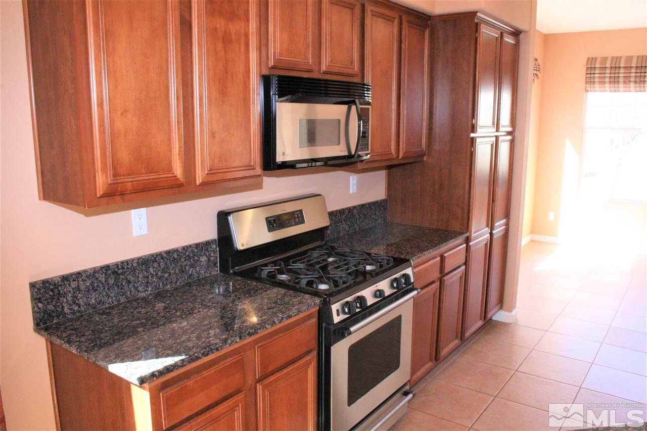 10442 Chadwell Drive Reno, NV 89521 - Photo 8 of 23 Photo 8