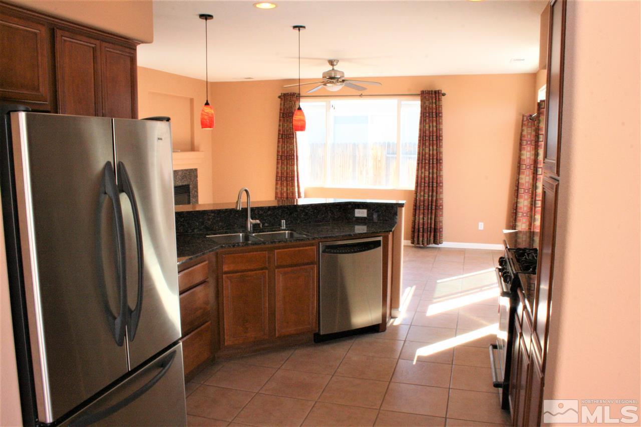 10442 Chadwell Drive Reno, NV 89521 - Photo 9 of 23 Photo 9
