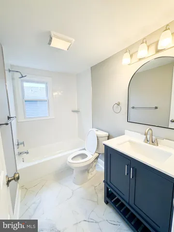 $4,500 | 4105 30th Street, Mount Rainier, MD 20712