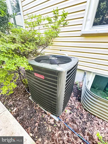 $4,500 | 4105 30th Street, Mount Rainier, MD 20712