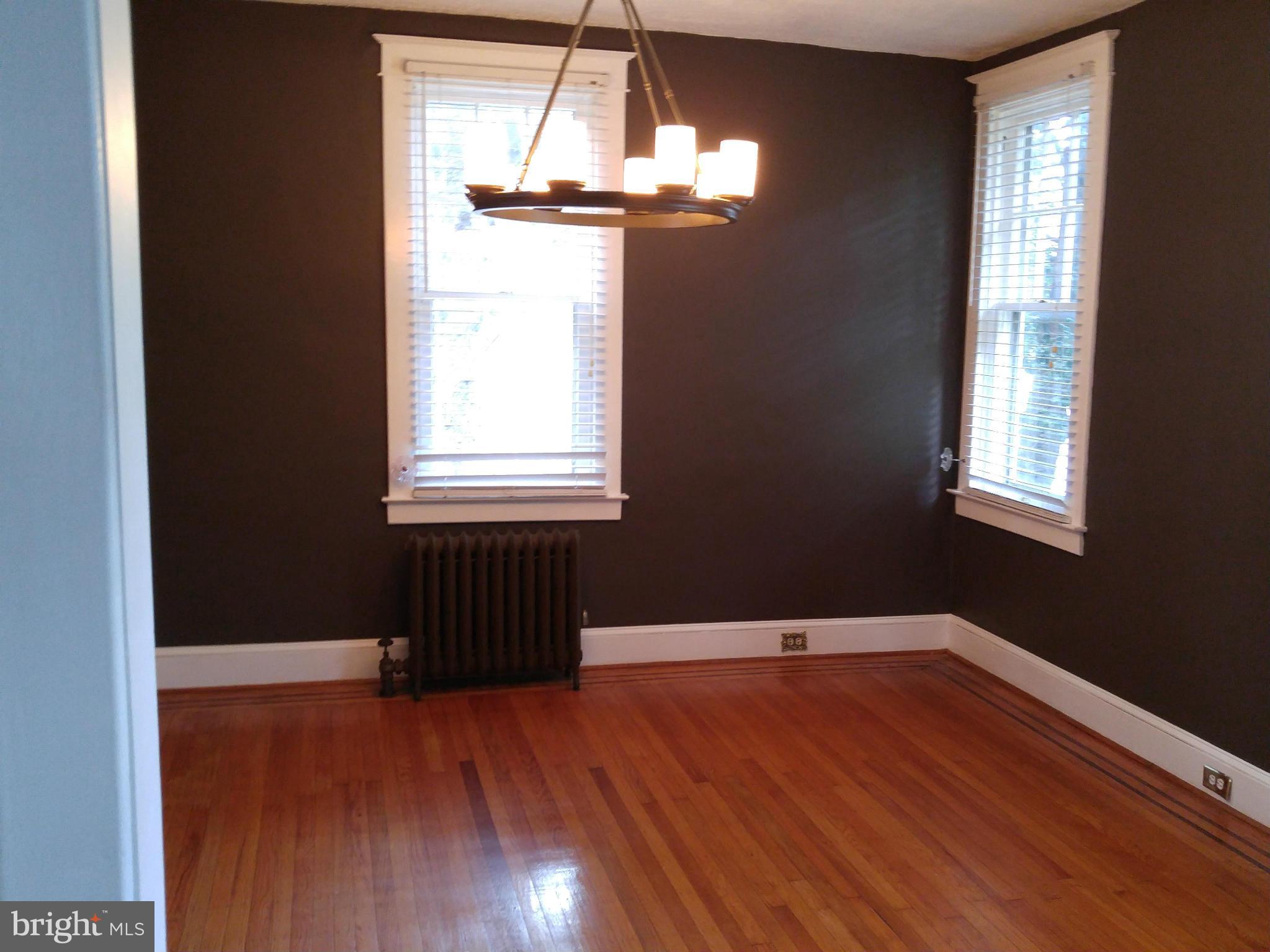 5310 Wendley Road Baltimore, MD 21229 - Photo 14 of 26 Dining Room