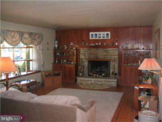 291 Wambold Road Souderton, PA 18964 - Photo 3 of 6 Gallery Image 3