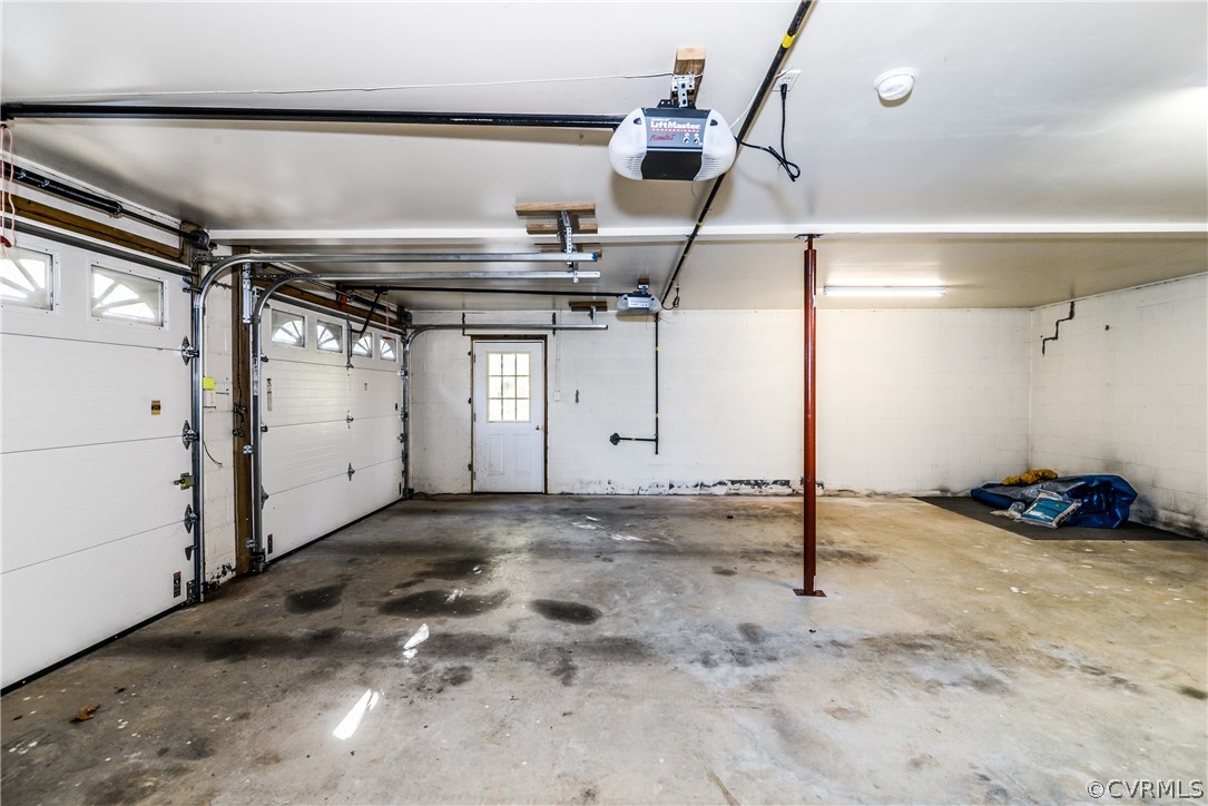 4217 Broad St Road Gum Spring, VA 23065 - Photo 36 of 39 a view of a garage