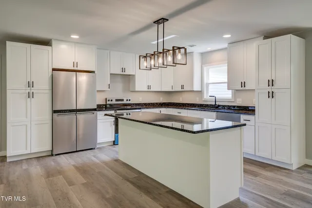 $495,000 | 1105 Laurel Way, Mountain City, TN 37683