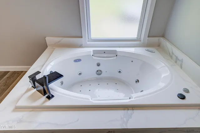 $495,000 | 1105 Laurel Way, Mountain City, TN 37683