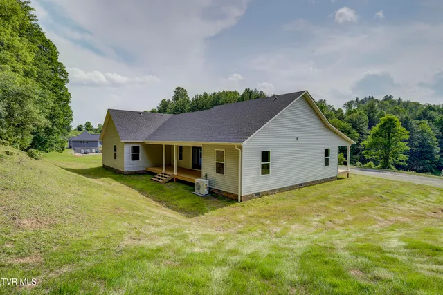 $495,000 | 1105 Laurel Way, Mountain City, TN 37683