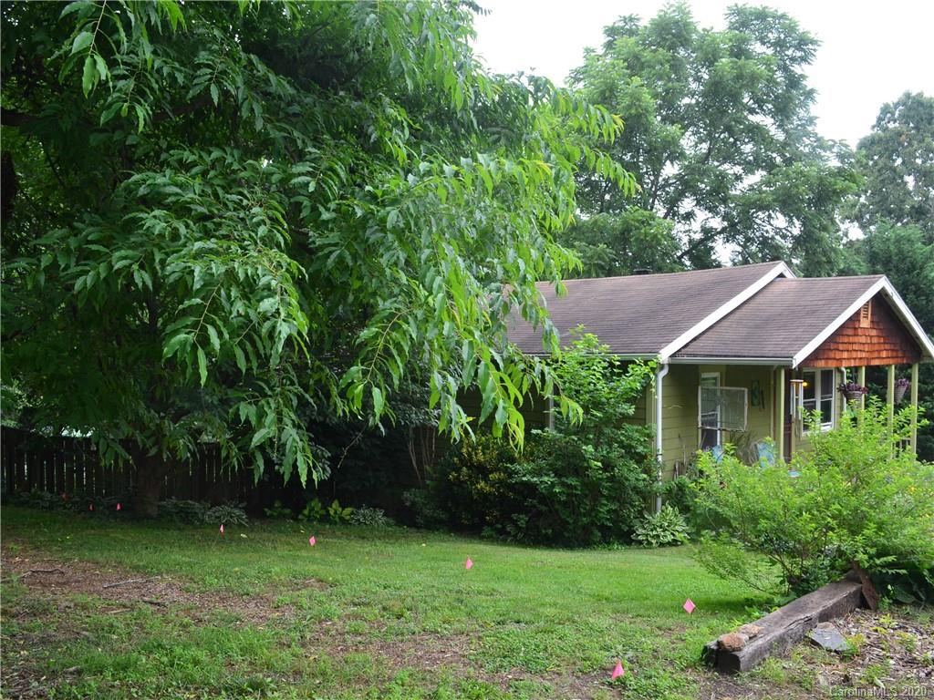 31 Cherokee Road Asheville, NC 28806 - Photo 2 of 18 Gallery Image 2