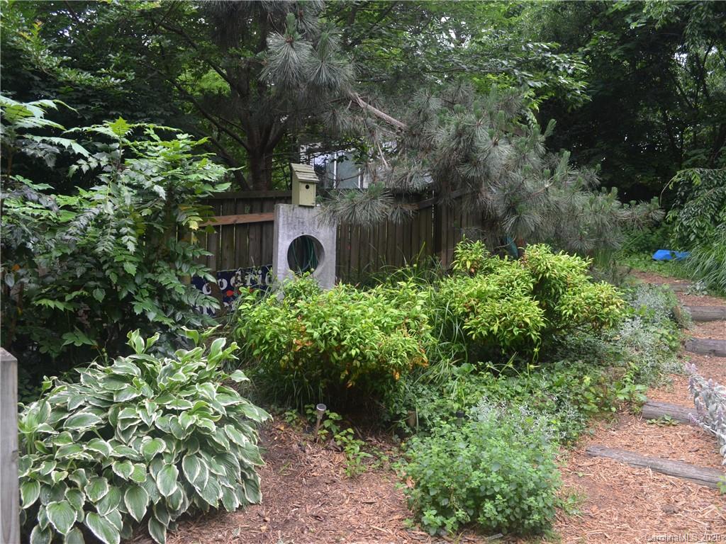 31 Cherokee Road Asheville, NC 28806 - Photo 18 of 18 Gallery Image 18