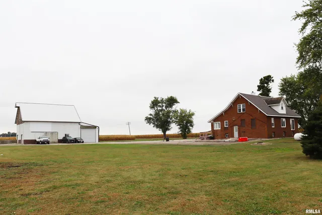 $393,000 | 10788 North 1000 E Road, Chenoa, IL 61726