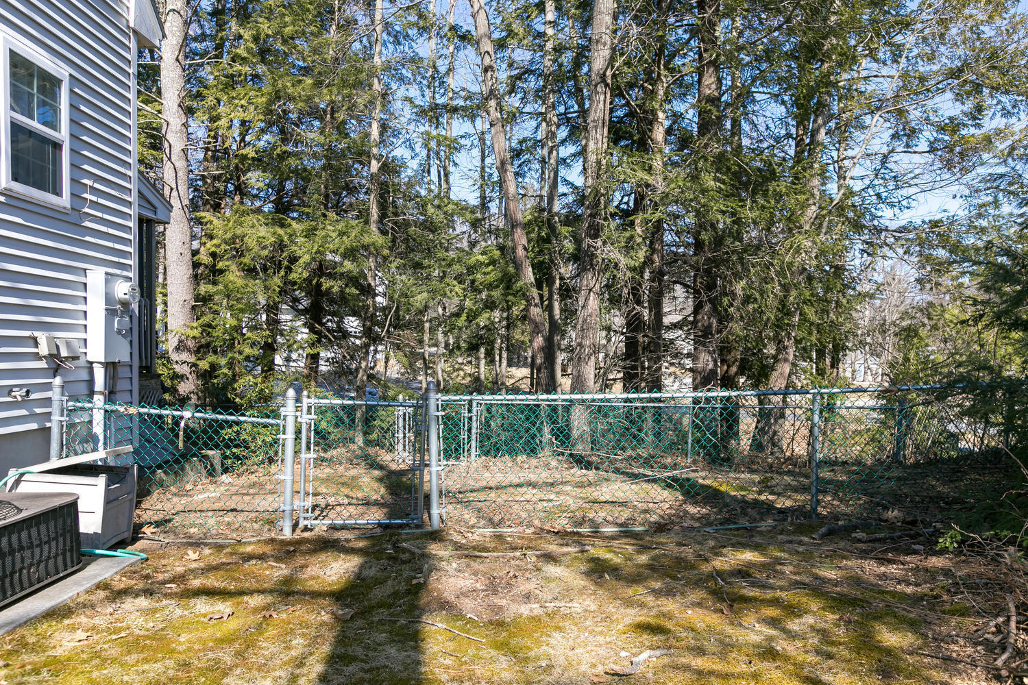 29 Vines Road Saco, ME 04072 - Photo 43 of 49 Side Pen