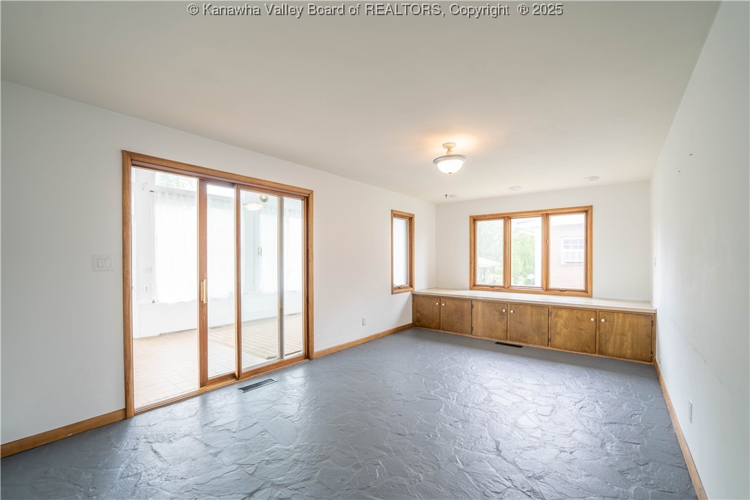 4608 Normar Road South Charleston, WV 25309 - Photo 14 of 50 Gallery Image 14
