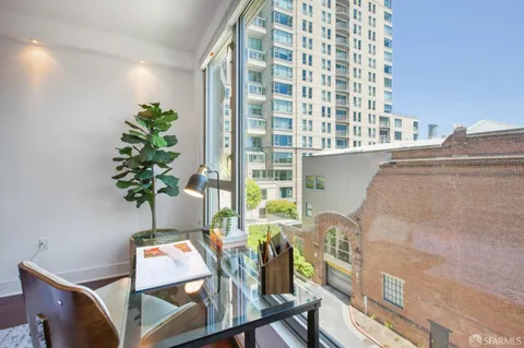 $979,000 | Brannan Street, San Francisco, CA 94107
